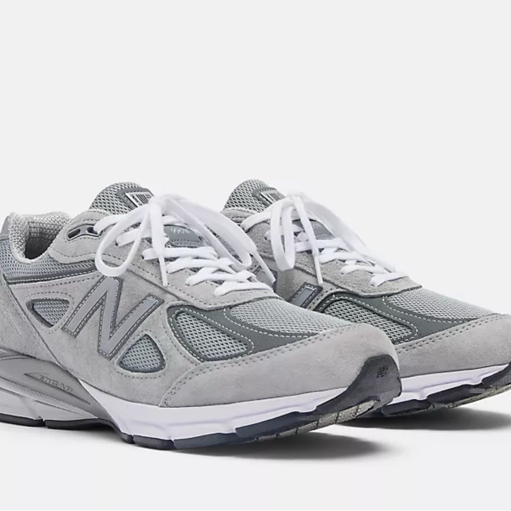 New Balance Women’s 990v4 Gray Sneakers